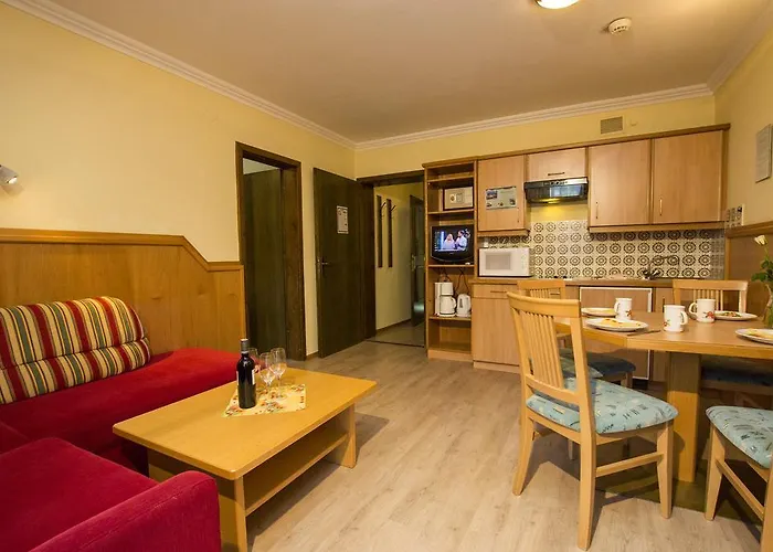 Panorama Apartmanhotel 3*